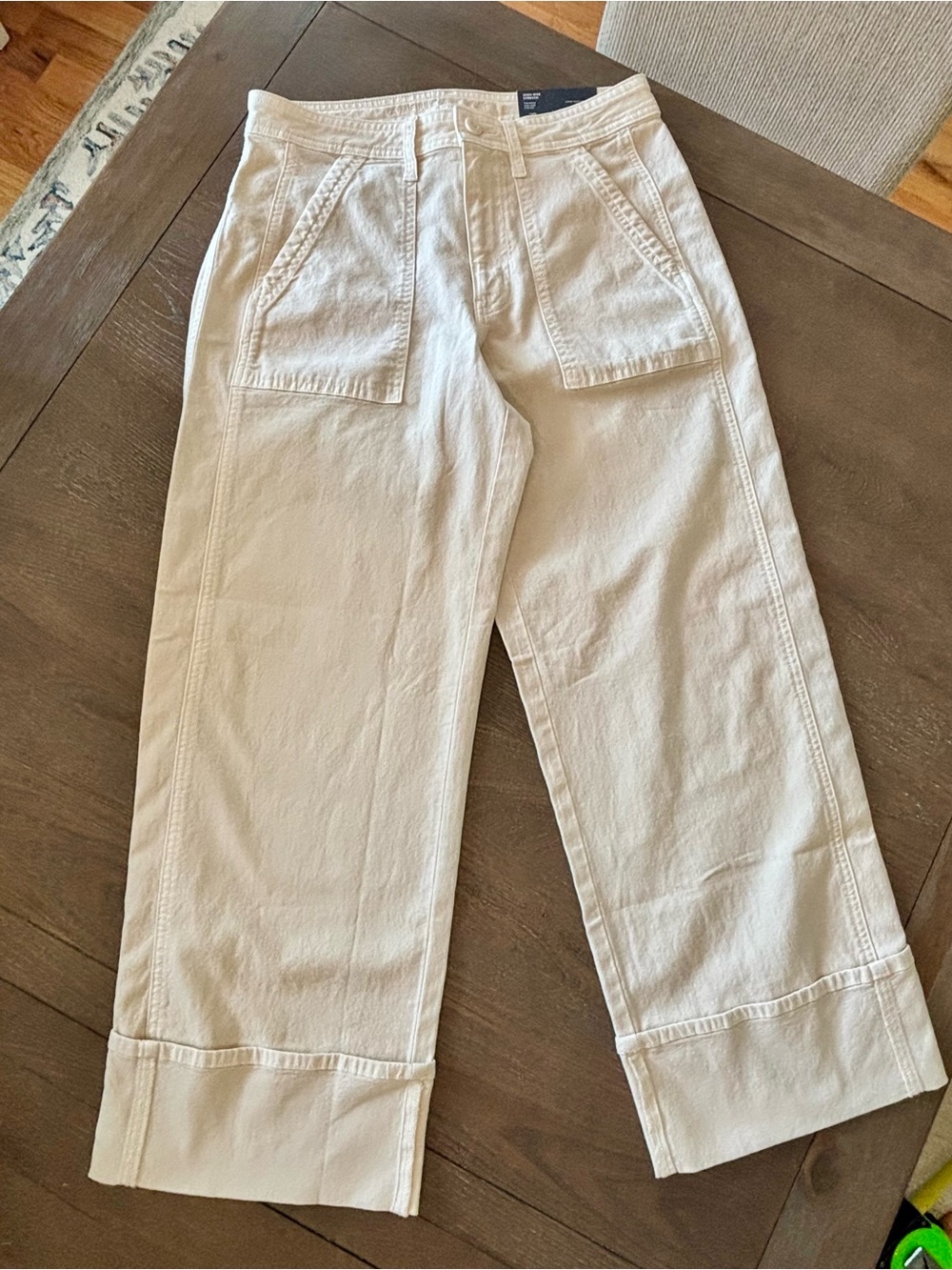 American Eagle Outfitters Cream Stovepipe Straight-Leg pants.